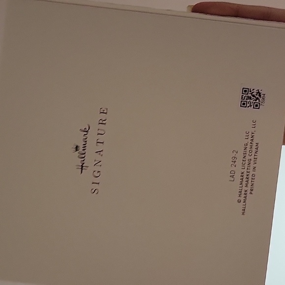 🔥10/$15 Hallmark Card Birthday - Picture 5 of 5